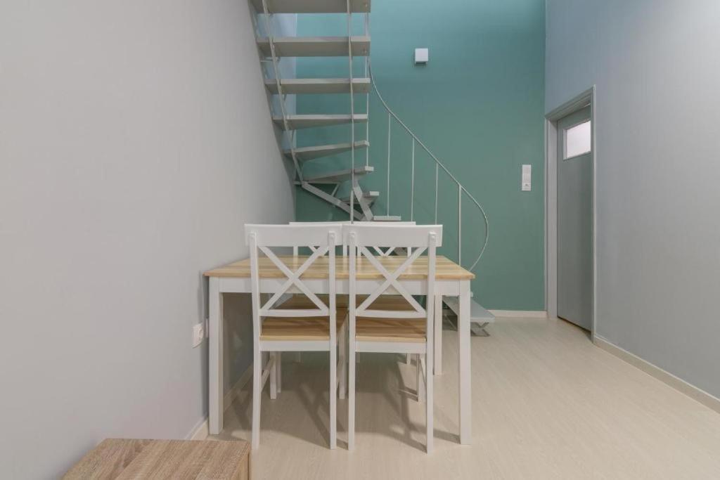 Piraeus Urban Style Studio #2 Apartment Bagian luar foto